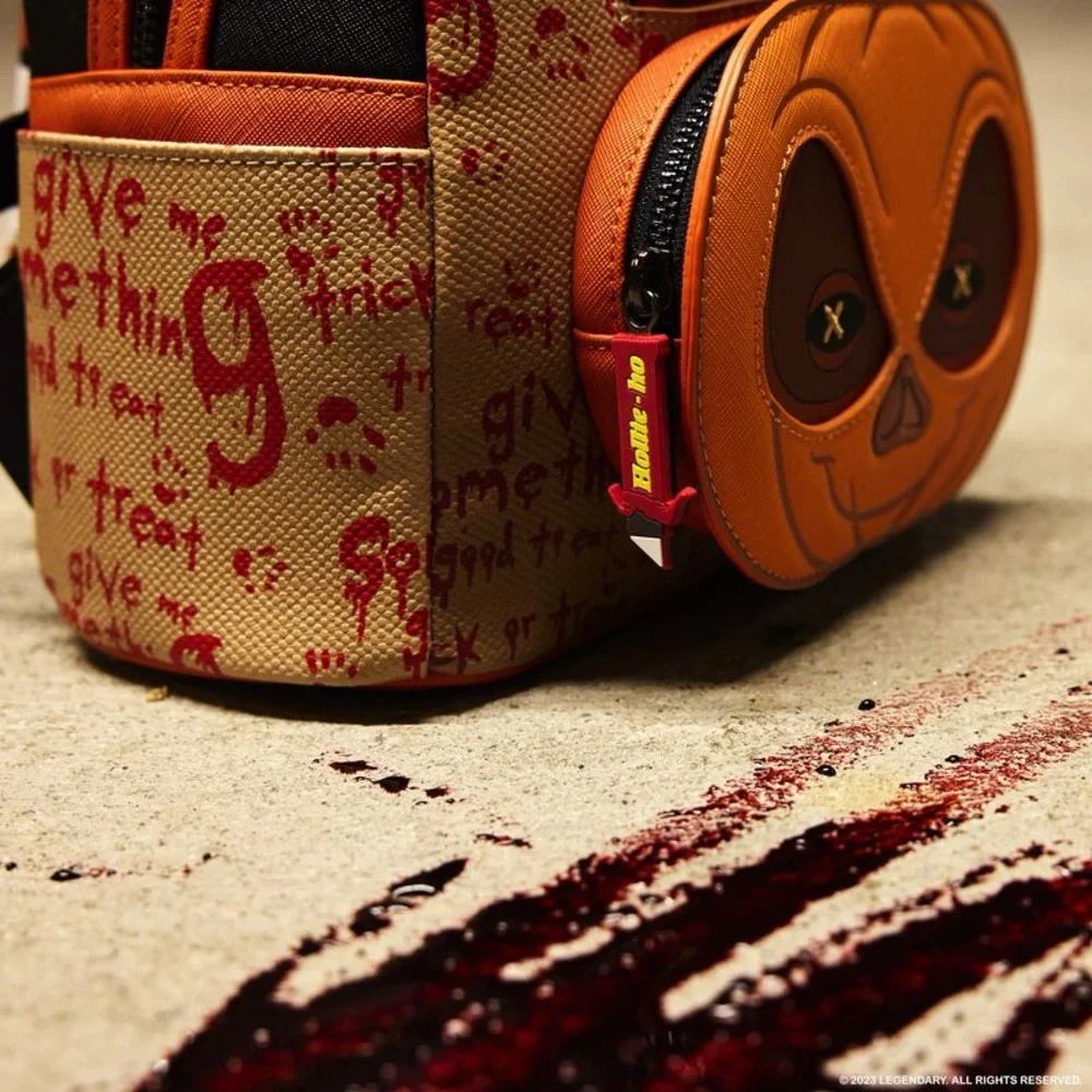 LOUNGEFLY Disney Trick 'r Treat Sam Pumpkin Mini 🎒